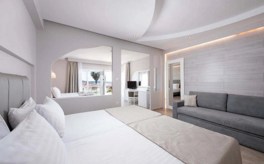 Alexandros Palace Hotel & Suites