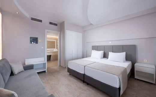 Alexandros Palace Hotel & Suites