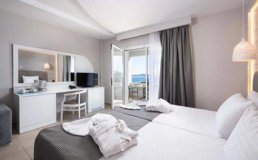 Alexandros Palace Hotel & Suites