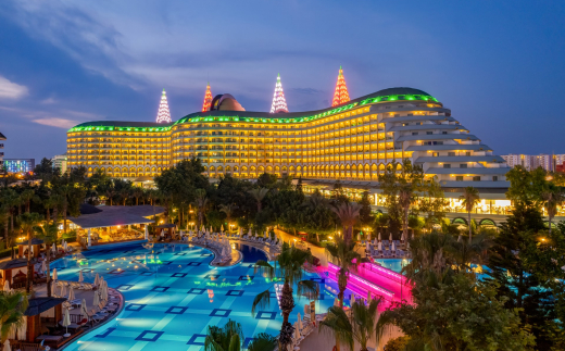 Delphin Imperial