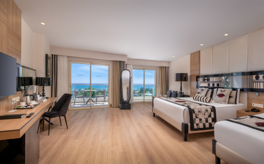 Delphin Imperial
