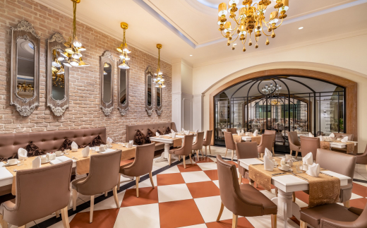 Delphin Imperial