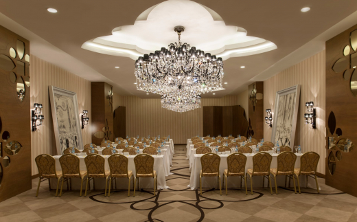 Delphin Imperial