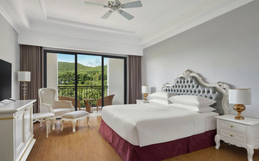 Nha Trang Marriott Resort & Spa, Hon Tre Island