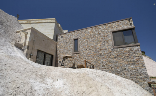 Ariana Sustainable Luxury Lodge