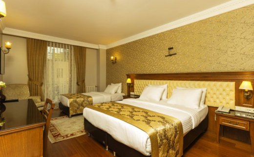 Acra Hotel