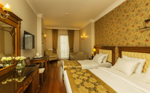 Acra Hotel