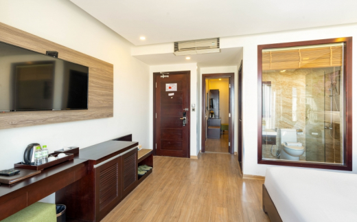Alani Hotel & Spa
