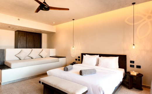 Sentido Naga Bay