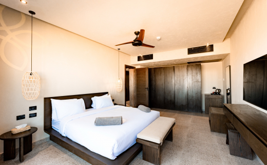 Sentido Naga Bay
