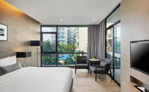Altera Hotel And Residence
