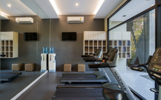Altera Hotel And Residence