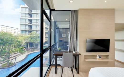 Altera Hotel And Residence