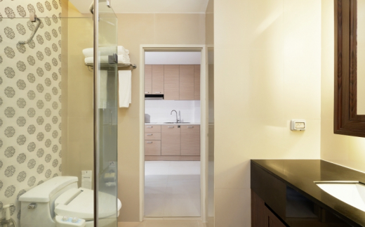 Altera Hotel And Residence
