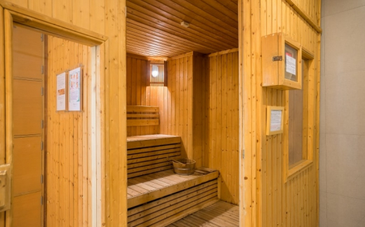 Altera Hotel And Residence