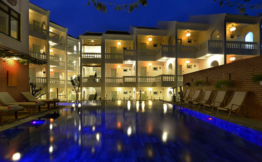 Aurora Riverside