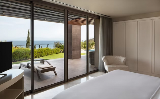 Caresse A Luxury Collection