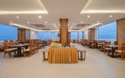 Soria Majestic Beachfront Hotel
