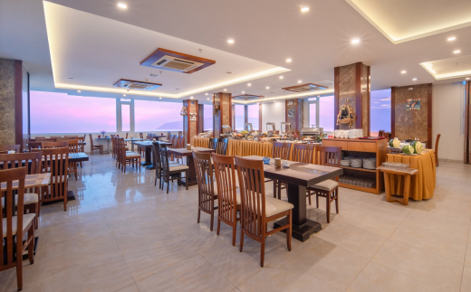 Soria Majestic Beachfront Hotel