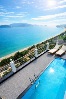 Soria Majestic Beachfront Hotel