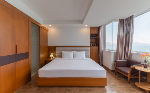Soria Majestic Beachfront Hotel