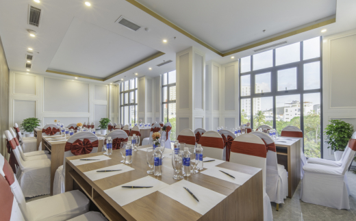 Avari Hotel Nha Trang