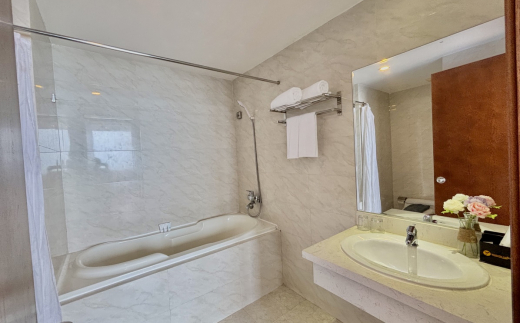 Soria Majestic Beachfront Hotel
