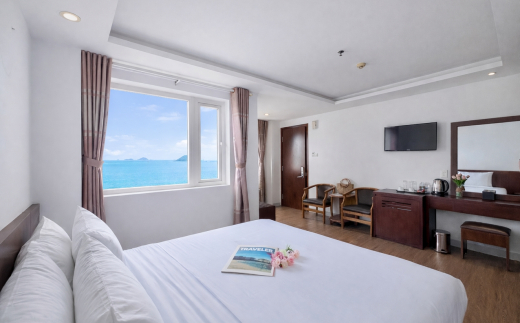 Soria Majestic Beachfront Hotel