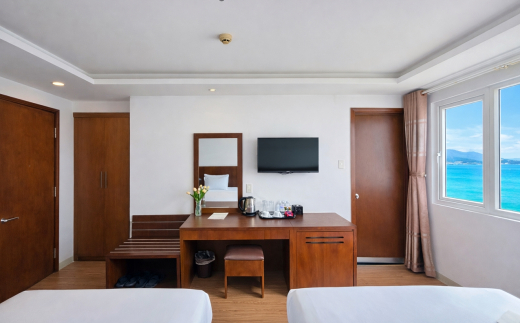 Soria Majestic Beachfront Hotel