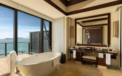 Banyan Tree Lang Co