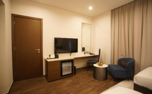 C Hotel & Suites
