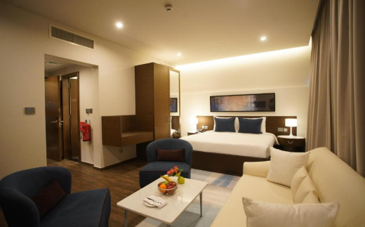 C Hotel & Suites