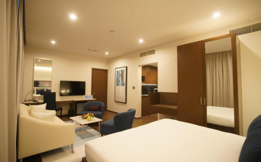 C Hotel & Suites