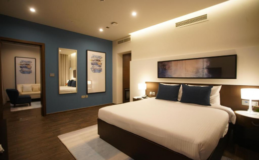 C Hotel & Suites