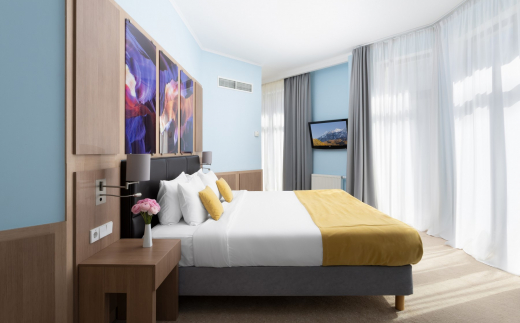 Golden Tulip