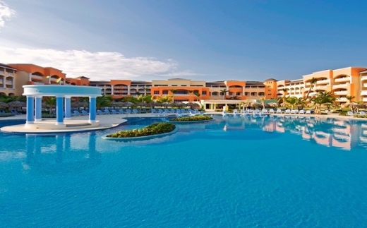 Iberostar Rose Hall Suites