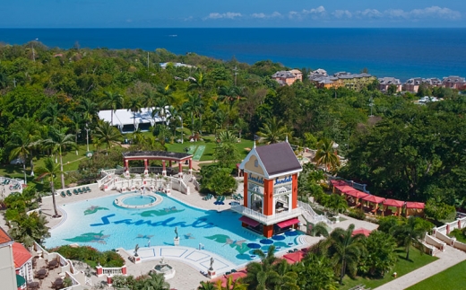 Sandals Grande Riviera Beach & Villa Golf Resort