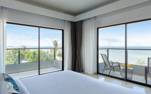 Centara Life Cha-Am Beach Resort Hua Hin