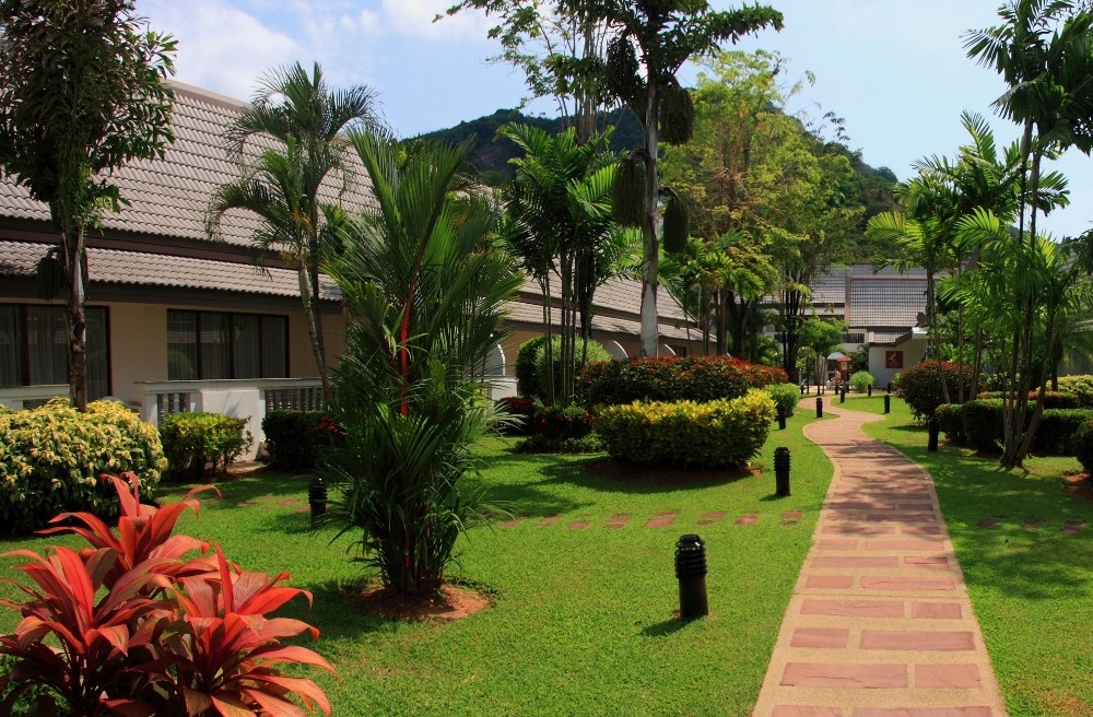 Centara kata resort 4